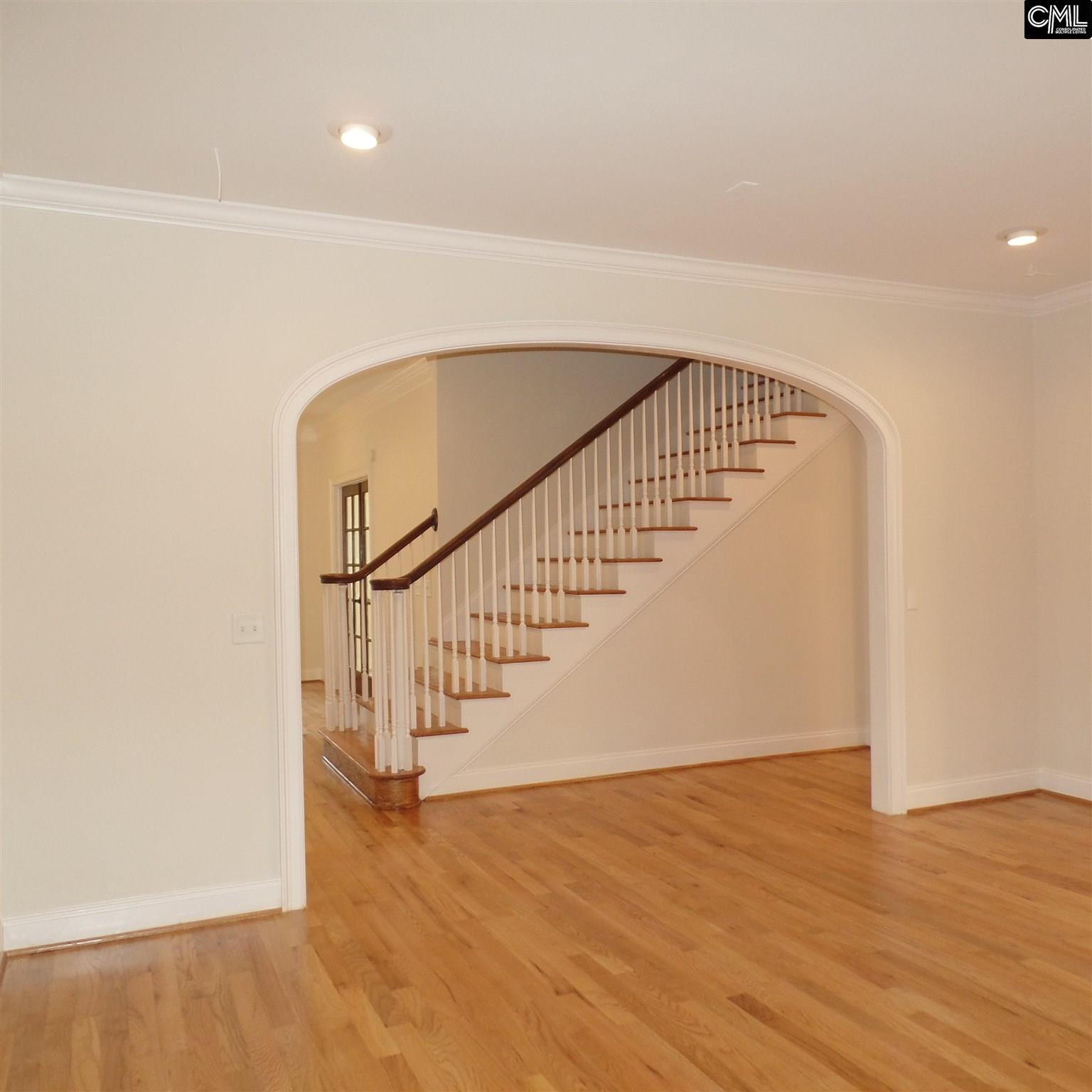 201 Rolling Creek Cir