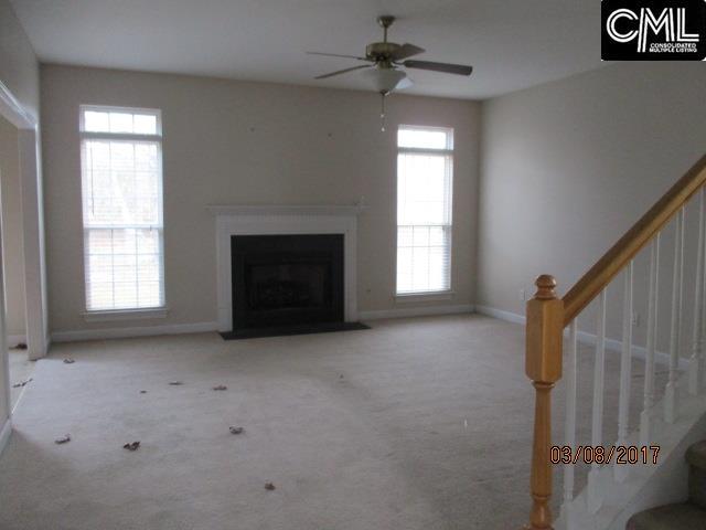 410 Gleneagle Cir