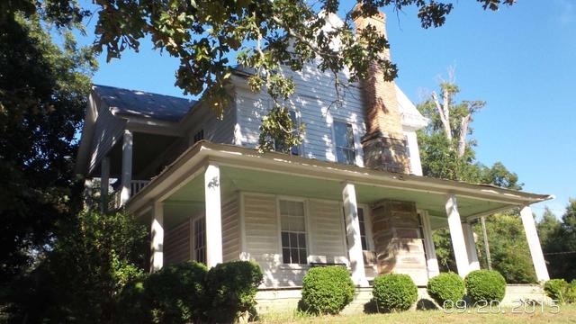 174 Whispering Oak Ln