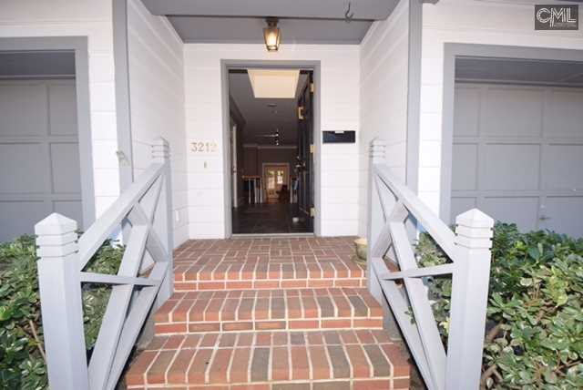 26 Old Shandon Cir