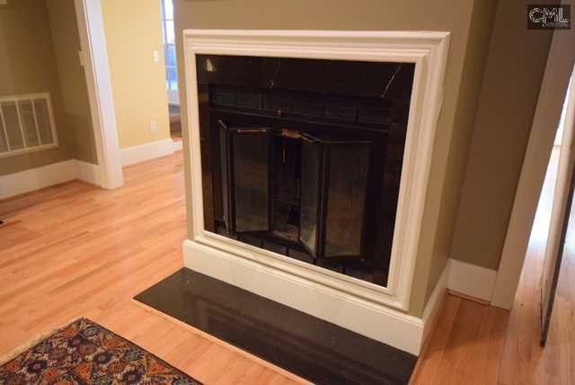 26 Old Shandon Cir