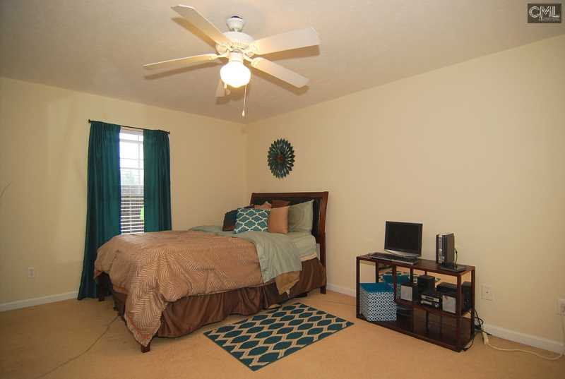 2 Cutlers Ct #B