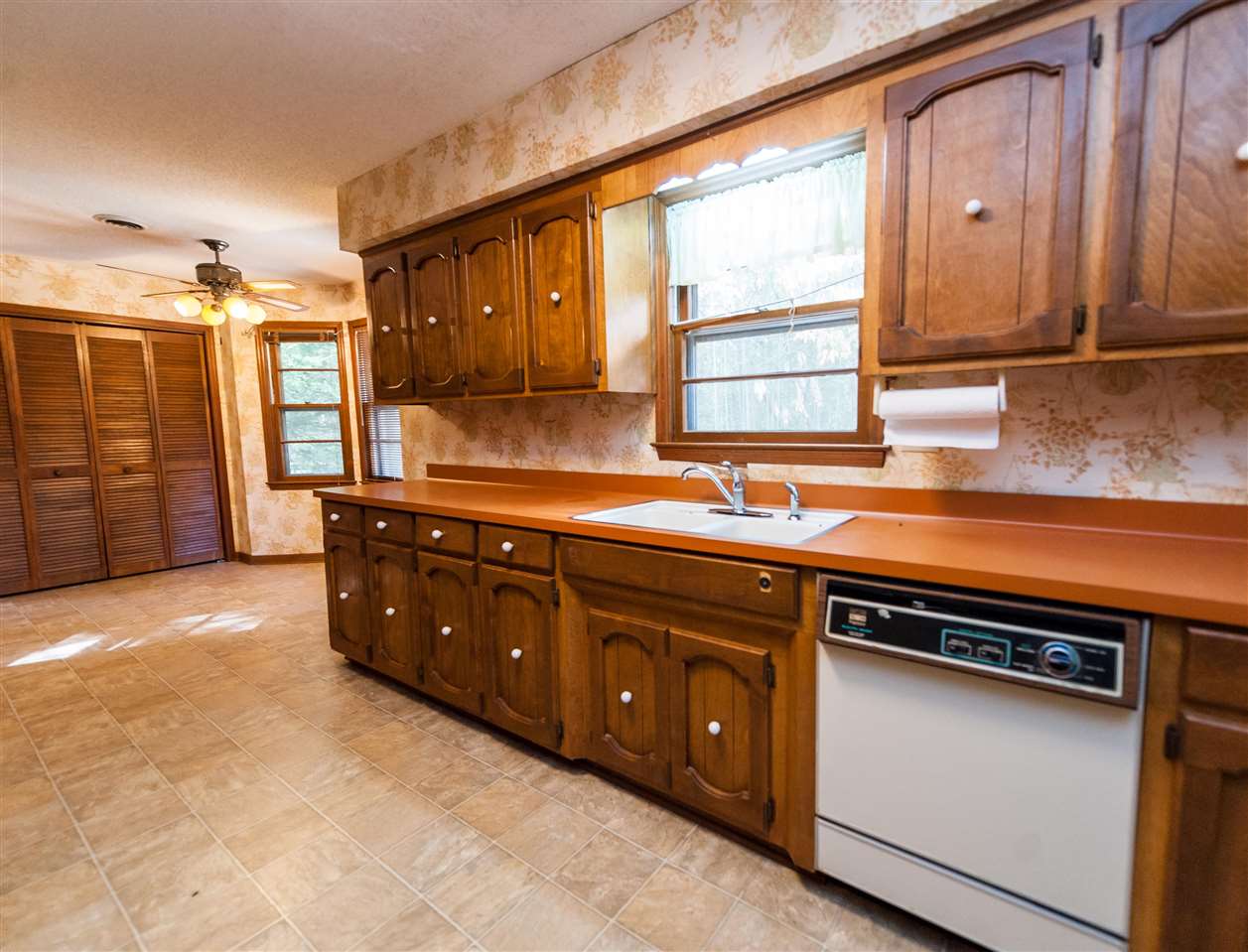 212 Wexford Ln