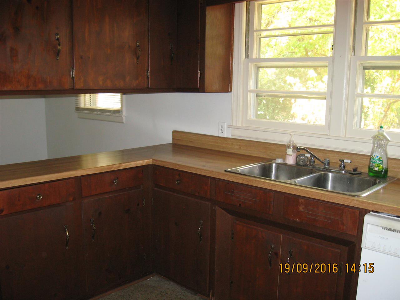 144 Old Petrie Rd