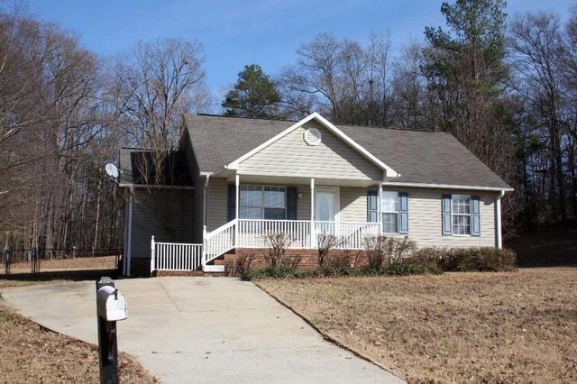 556 Holly Run Ct