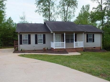 528 Holly Run Ct