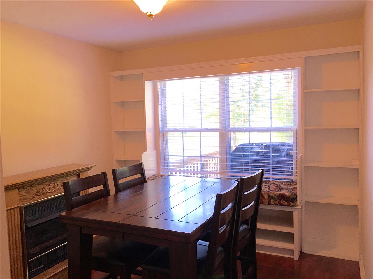 227 Cranston Dr