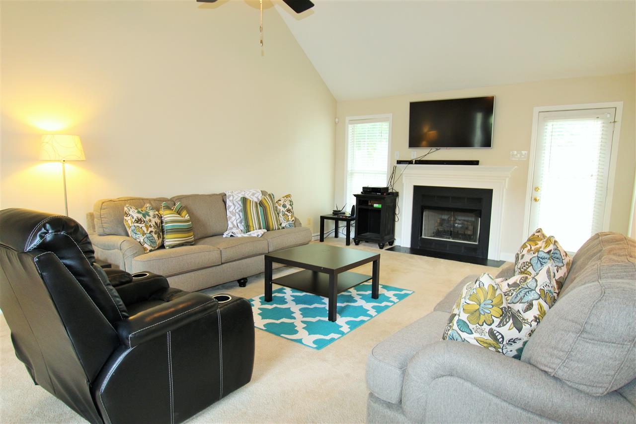 For Sale: 147 Bradford Crossing Dr Roebuck, SC 29376