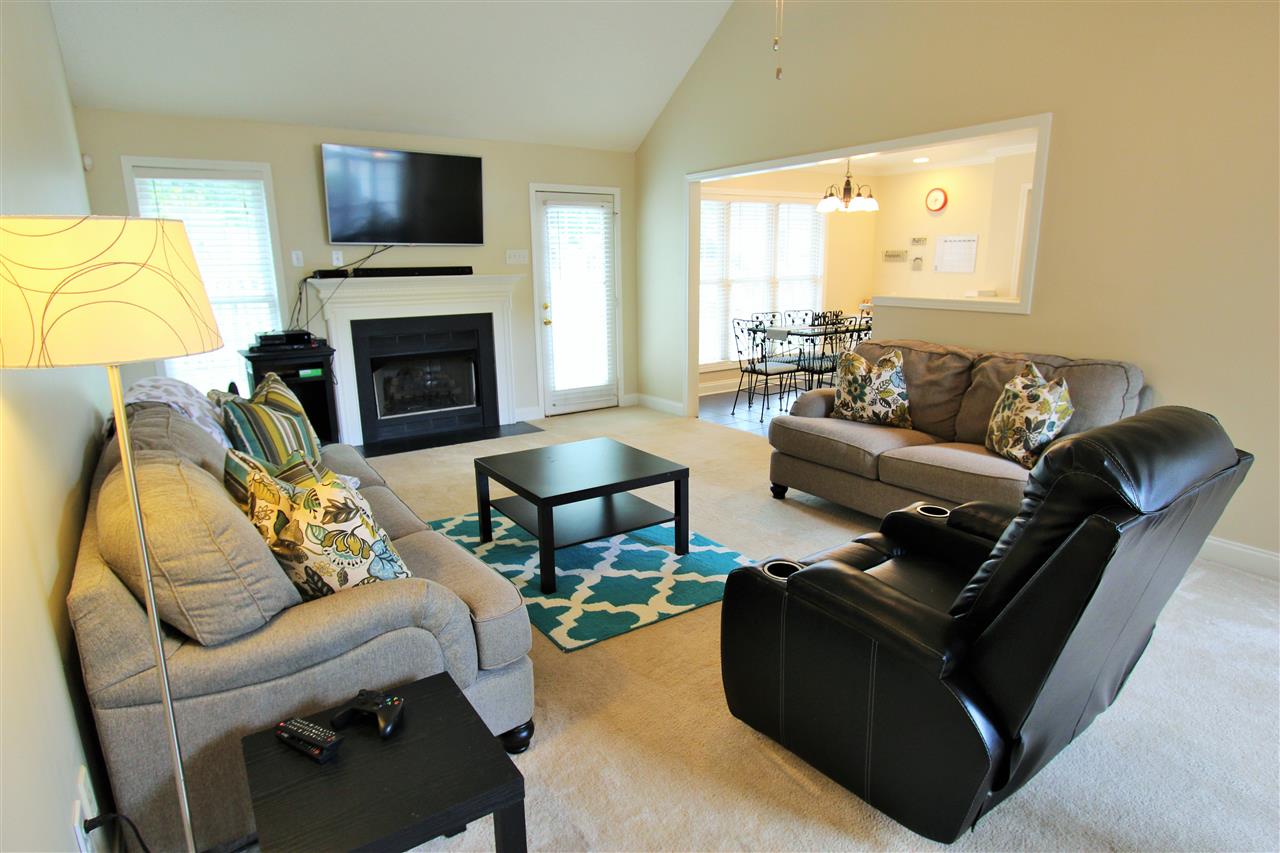 For Sale: 147 Bradford Crossing Dr Roebuck, SC 29376