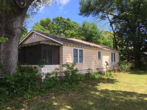 2005 Grayson St, North Charleston SC 29405