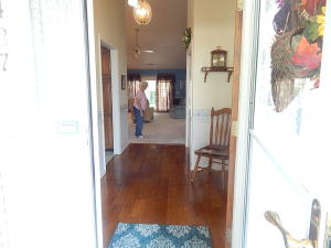 2437 Hansard Dr