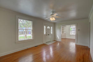 305 Tall Oak