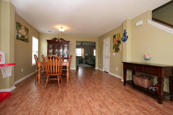 28 Sorento Blvd