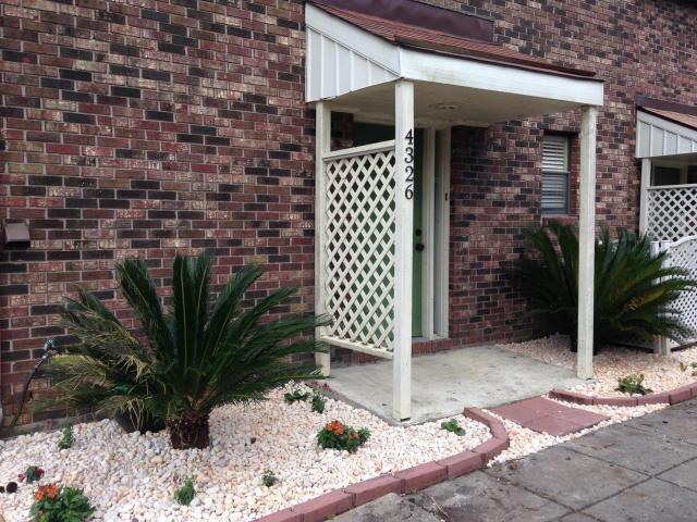7642 Valleyview Cir