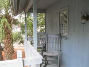 204 Sea Cloud Ln