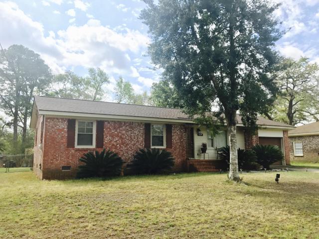 226 Dogwood Ave