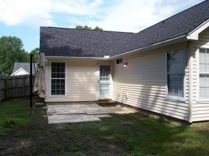 112 E Hartwick Ln