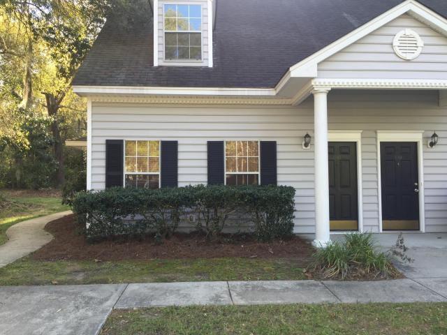 1511 Royal Colony Rd
