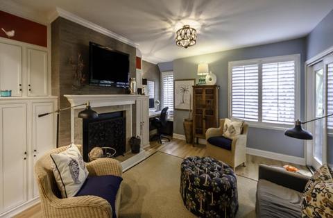 4775 Tennis Club Ln
