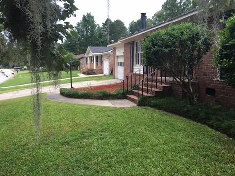 231 Cornell Dr