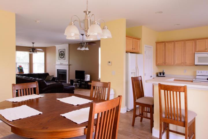 125 Red Leaf Blvd