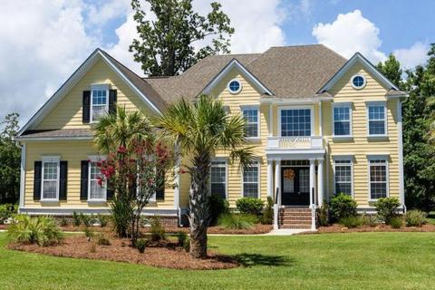 2713 Fountainhead Way