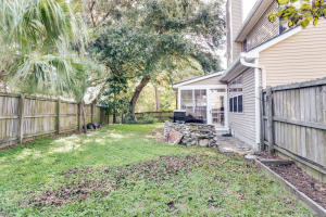 1303 Belhaven Dr