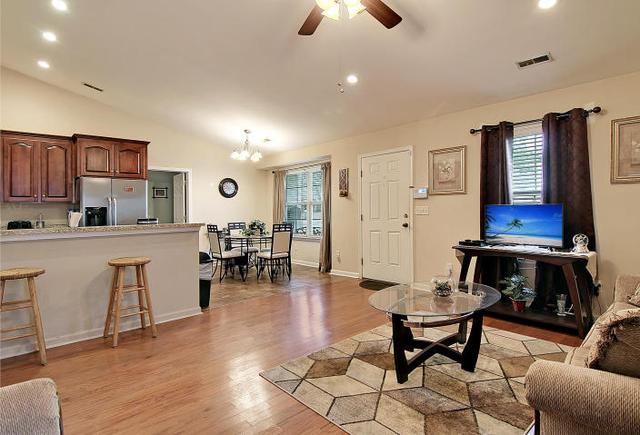 412 Erskine St #B