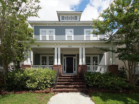 315 Amaryllis Ave