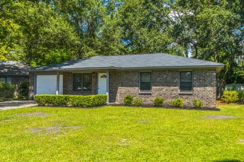 102 Kirk Ct
