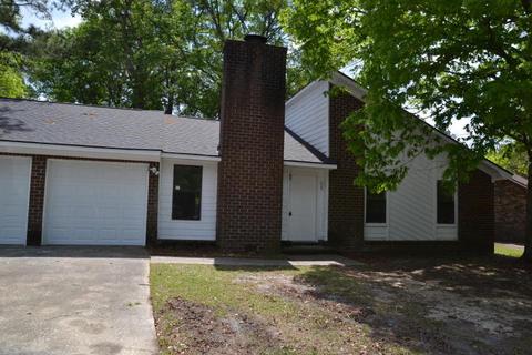 102 Kirk Ct