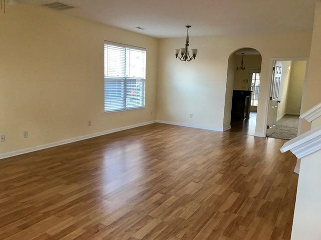 4815 Holly Berry Ln