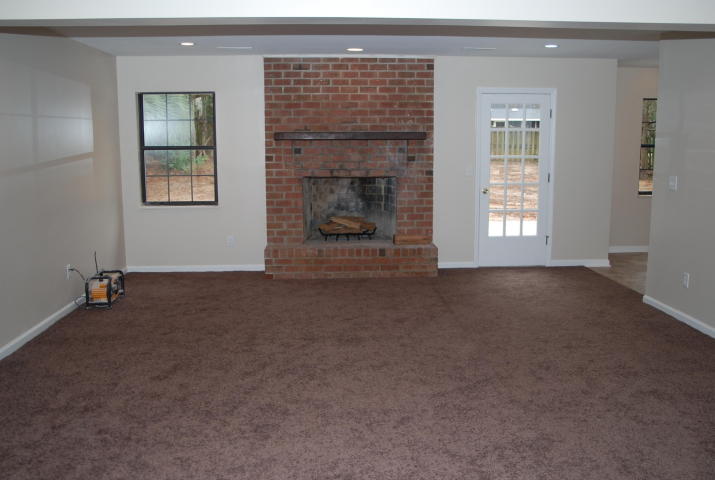 111 Tupalo Dr