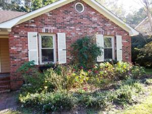 414 Chessington Cir