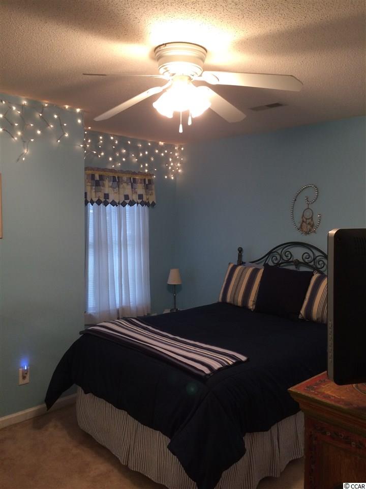 822 Knoll Dr