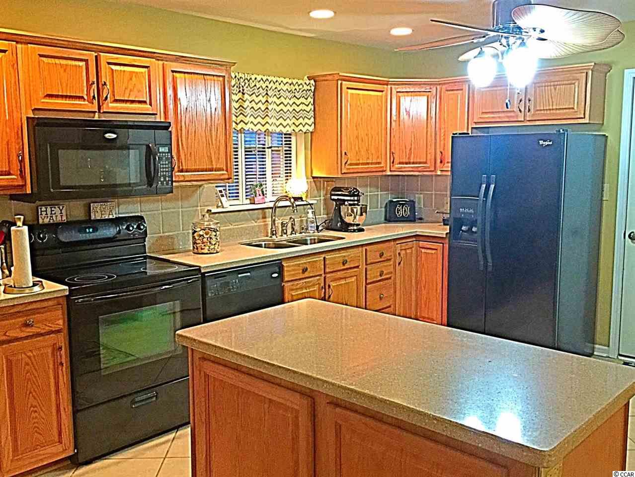 720 N Waccamaw Dr #111