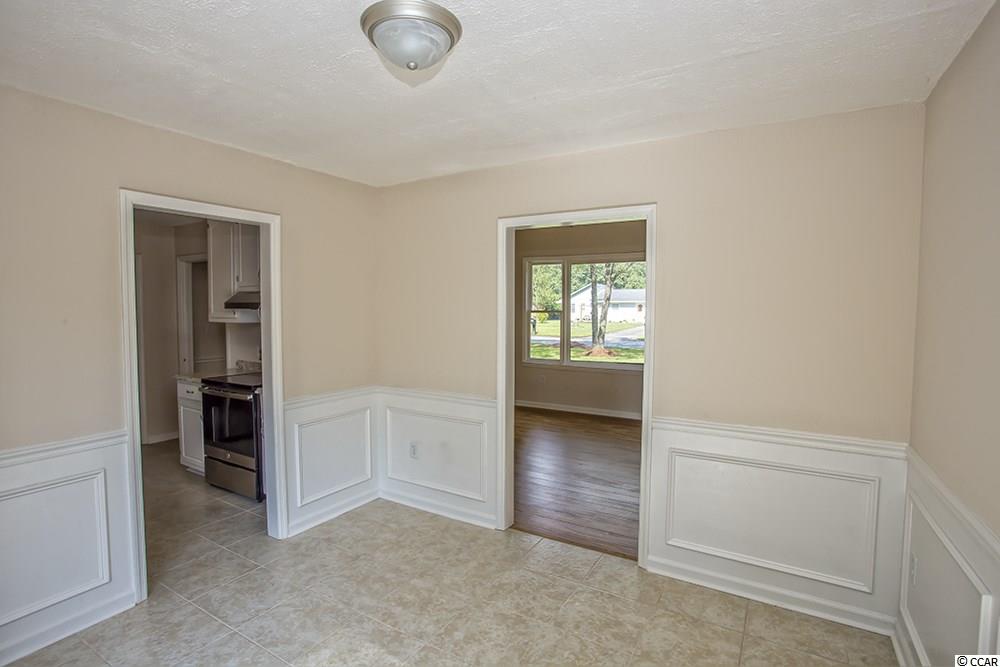 903 Veneda Ct