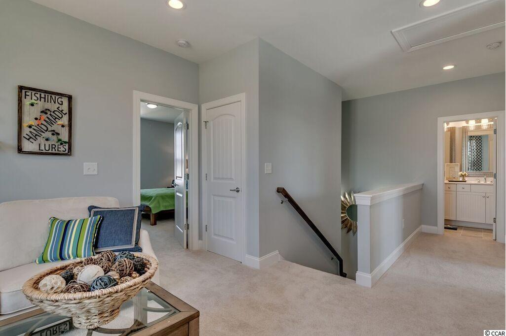 2217 Oak Creek Ct