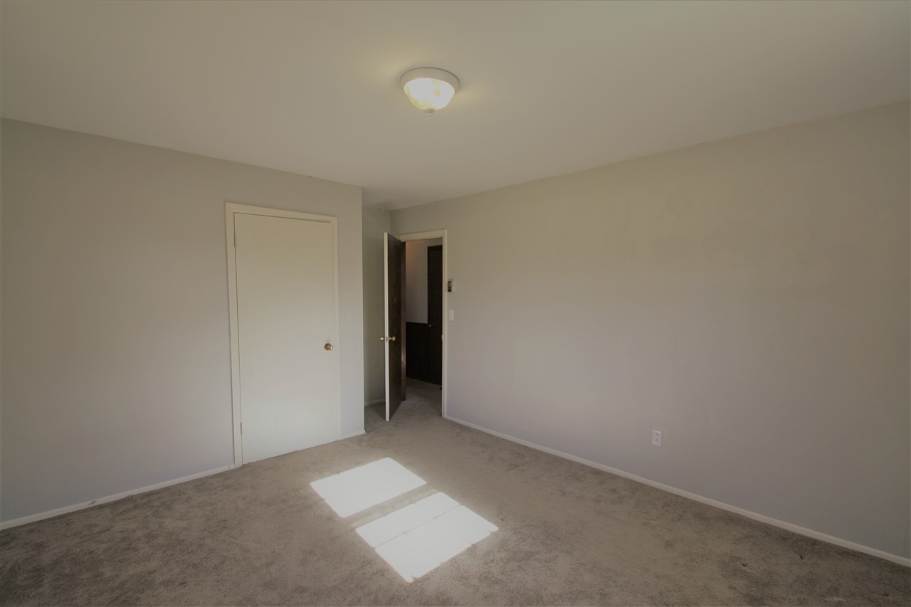 110 Harris Dr