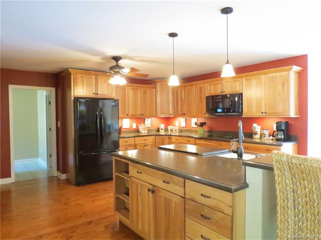 For Sale: 15175 Hwy 55 Hwy Blacksburg, SC 29702