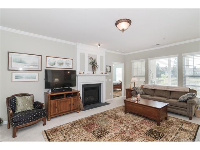 For Sale: 44441 Oriole Ln #APT 101 Fort Mill, SC 29707