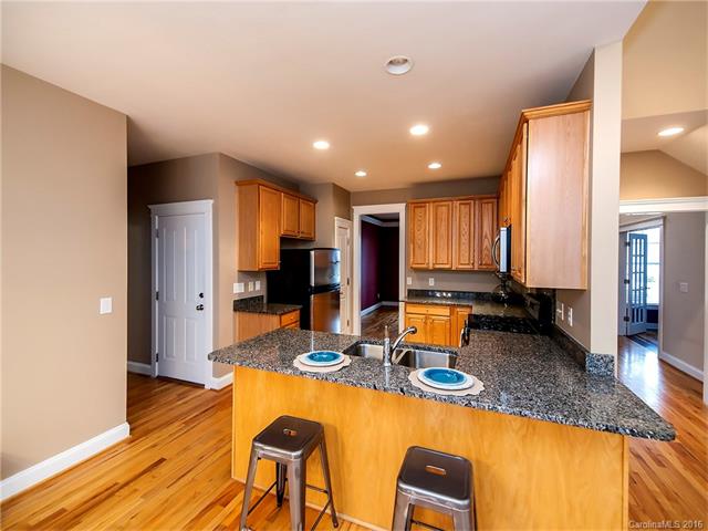 1148 Hunters Run Dr #11