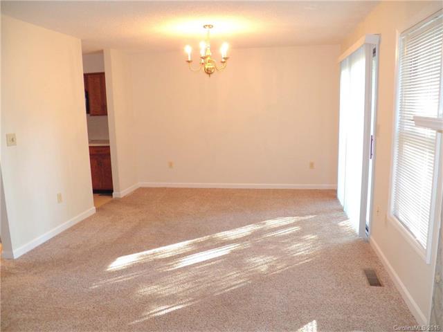 992 Cranberry Cir #54
