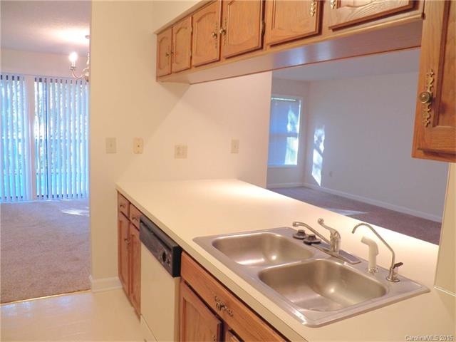 992 Cranberry Cir #54