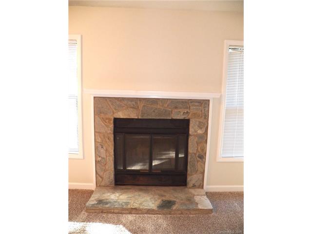 992 Cranberry Cir #54