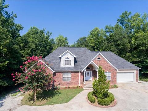 2840 Forest Hills Cir