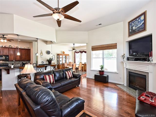For Sale: 524 Sugar Tree Dr Rock Hill, SC 29732