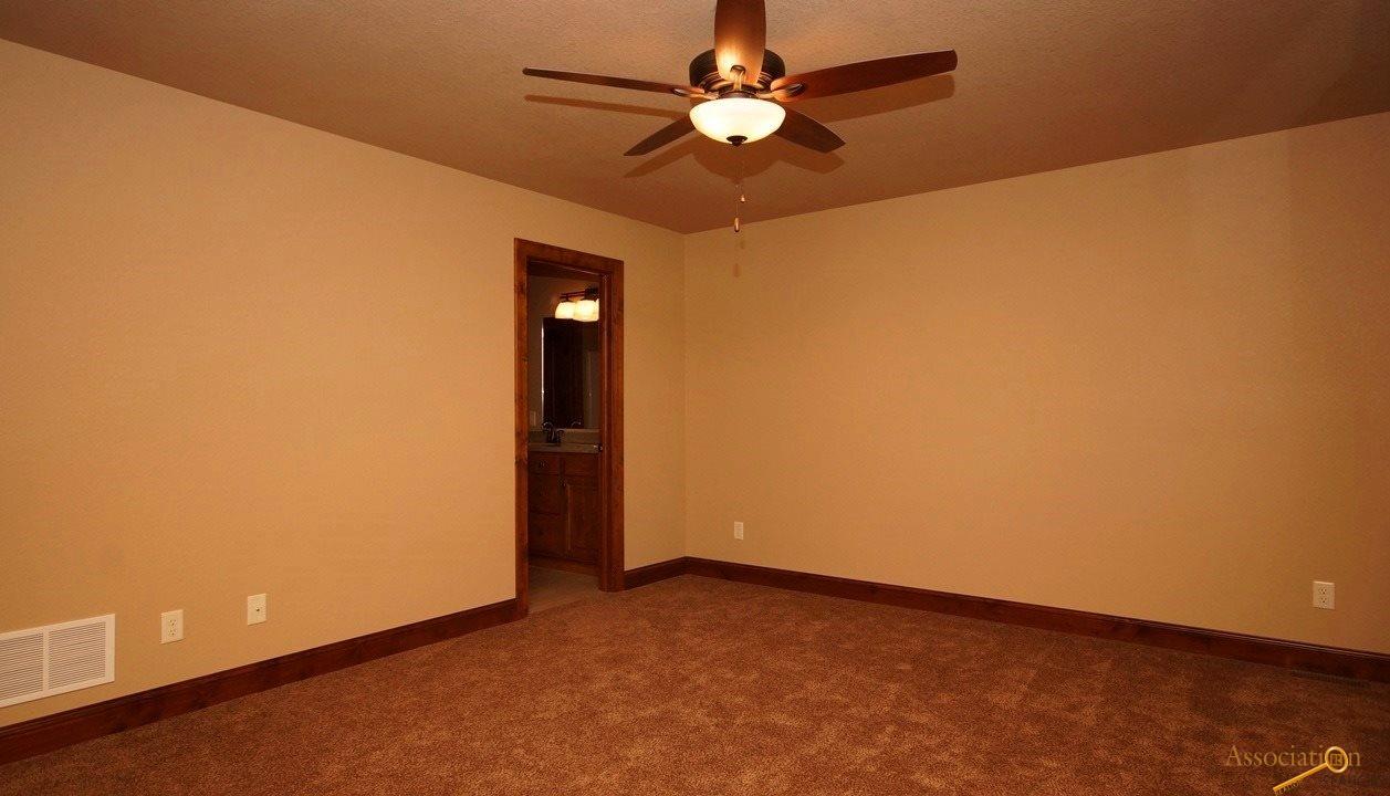 676 Middle Valley Dr #NEW CONSTRUCTION!