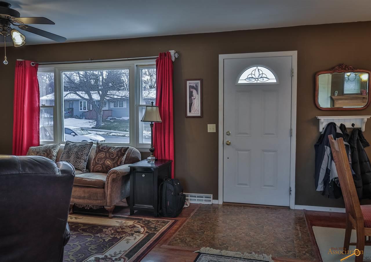635 Ken Ct