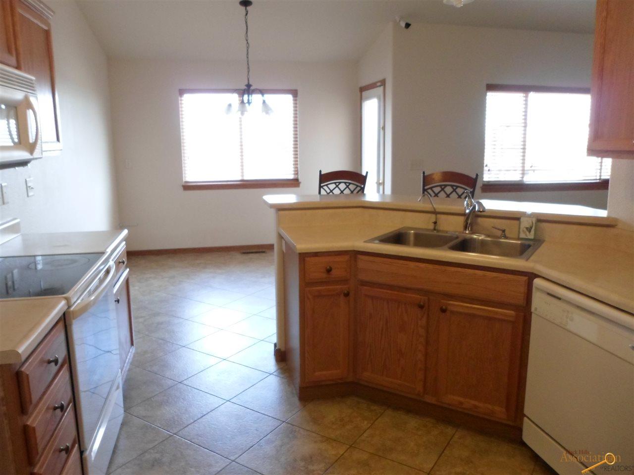 622 W Country Rd